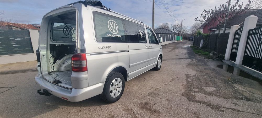 Dezmembrez VW T5 Multivan 2.5 AXD