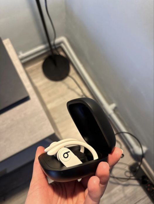 Nou - Powerbeats Pro