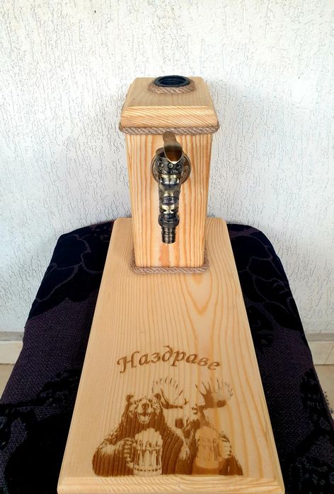 Диспенсър за алкохол чешма