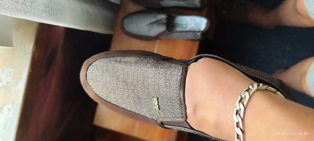 Продам мужскую обувь размер 40.5