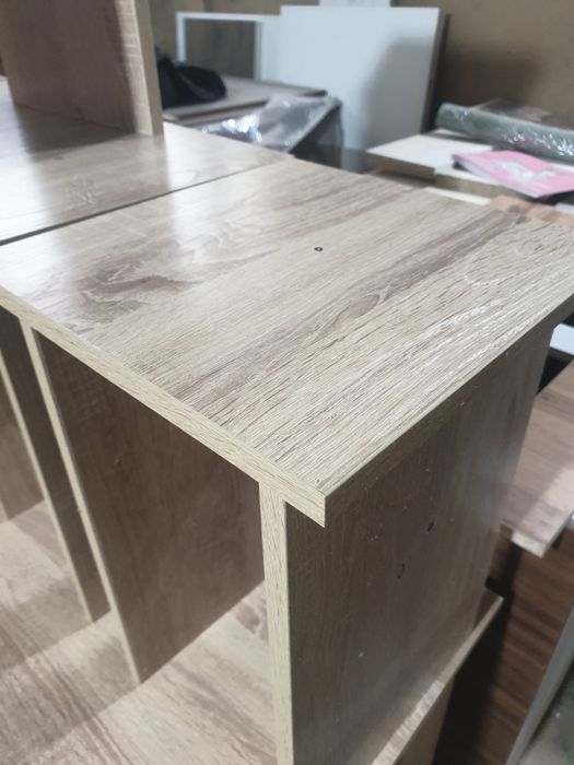 Стол с табуретками