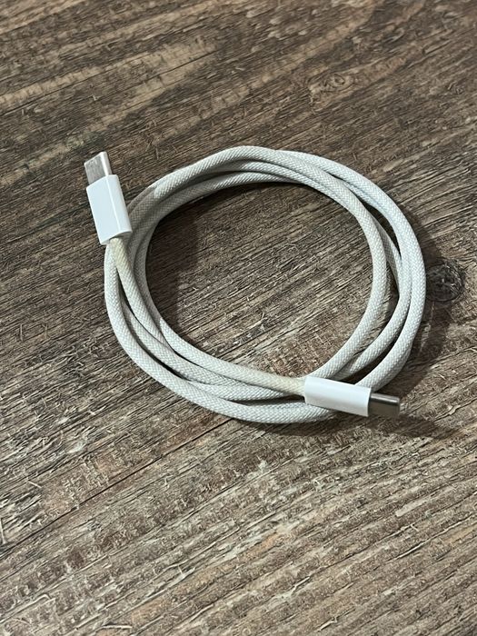 Оригинальный type-c шнур Apple