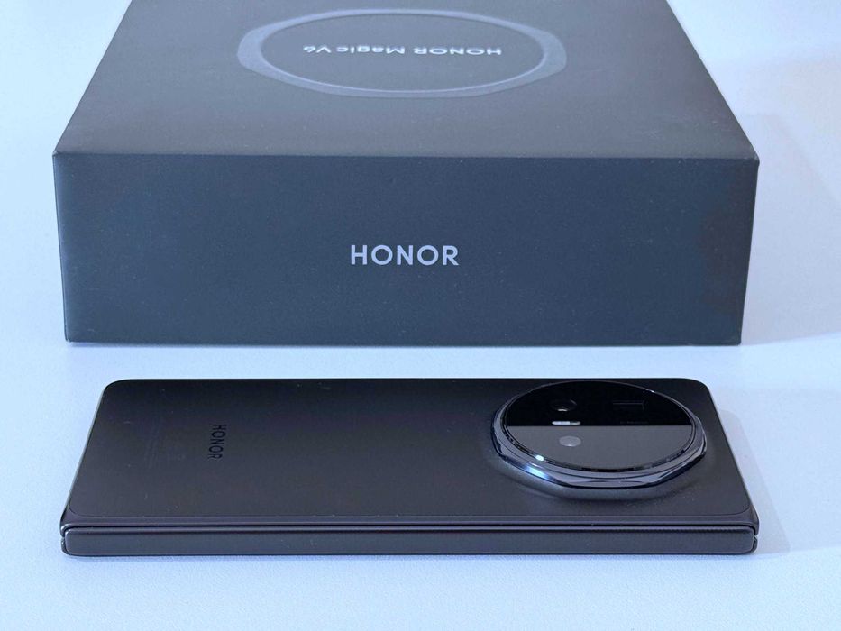 Бартер! 34м.Гаранция! Honor Magic V6 512/16GB Black (Черен) 100% Батерия.