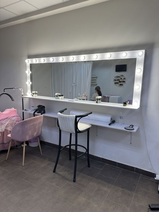 Продам зеркало. Срочно. Торг. Самовывоз.