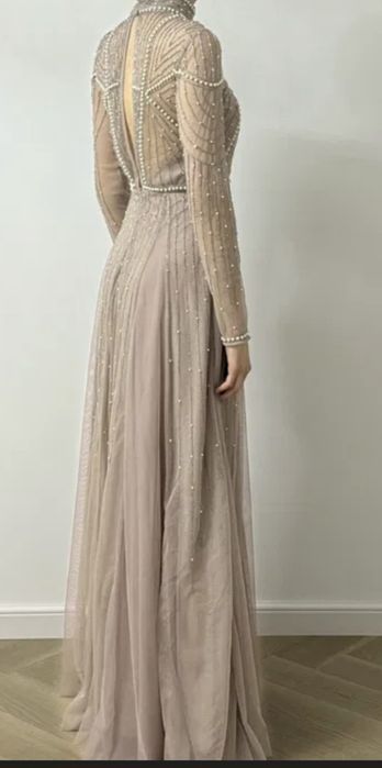 Rochie Assos impecabila