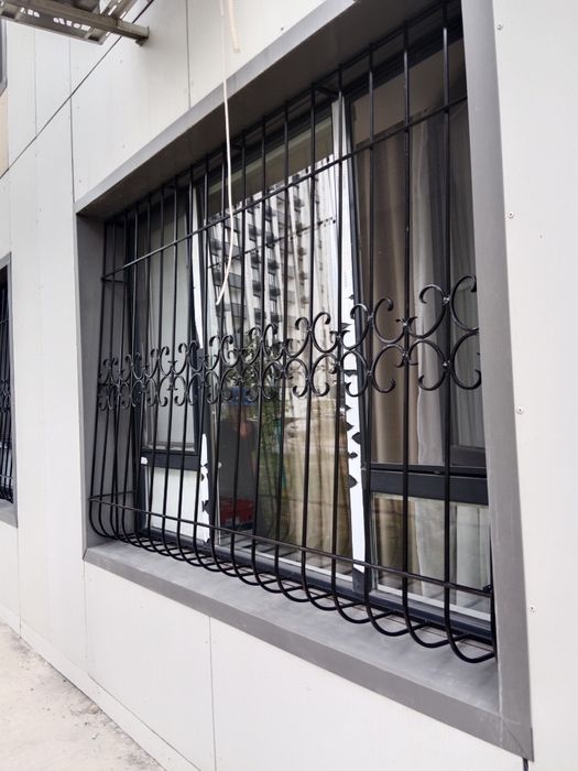 Решётки на окна металлические