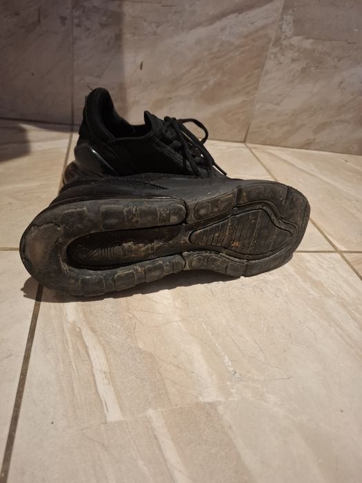 Обувки nike 270C