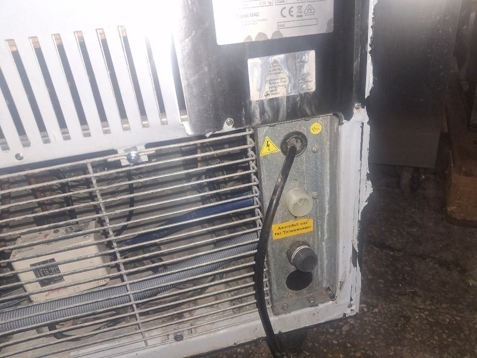 Ледогенератор професионален 140 кг ICEMATIC