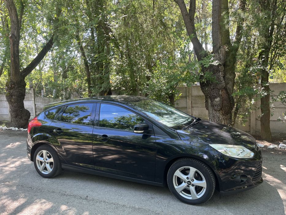 FORD Focus 2011 — imagine 2