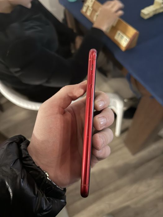 Iphone xr  in stare buna