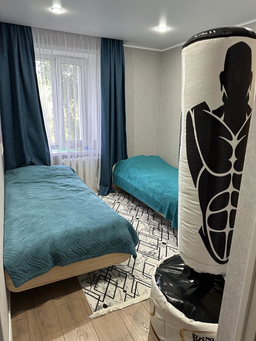 Продам кровати со шкафом