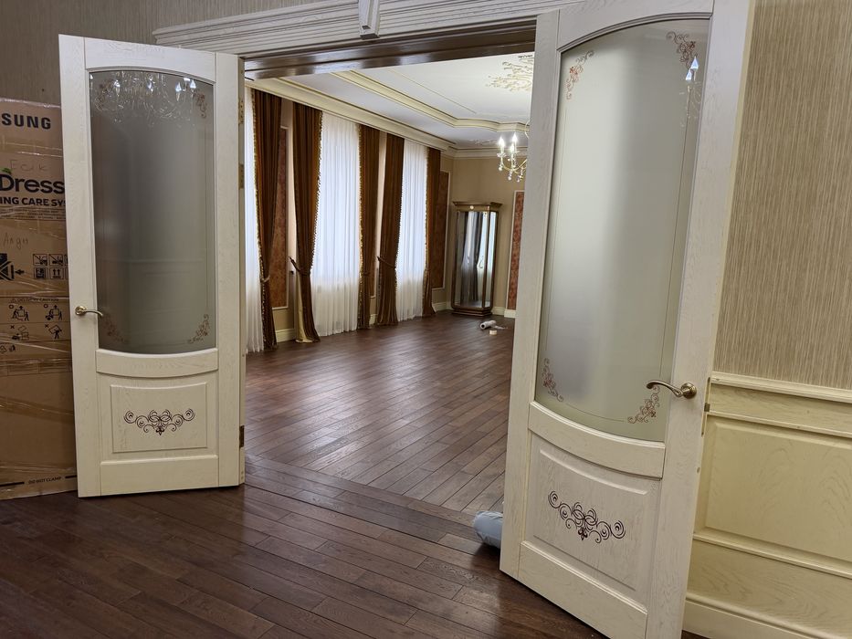 Продам дверь двухстворчатый