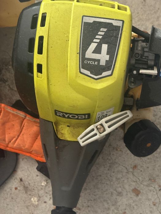 Motocoasa adusa din spania