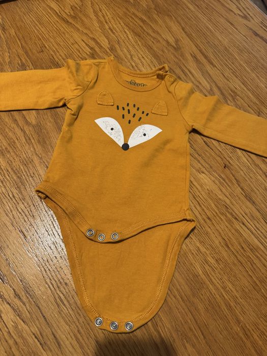 Vand mai multe haine bebe Disney, 3 luni