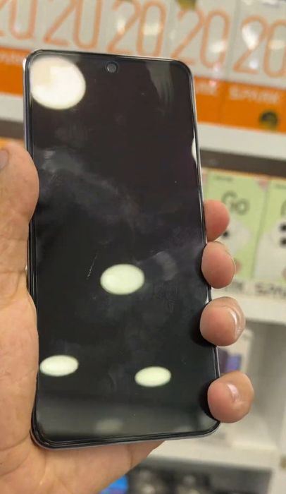 Srochna Tecno Spark 30 Pro sotiladi.