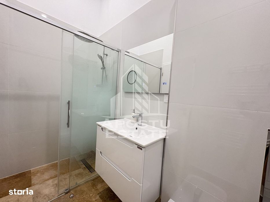 Apartament 3 camere, de inchiriat, centrala proprie, Piata Maria