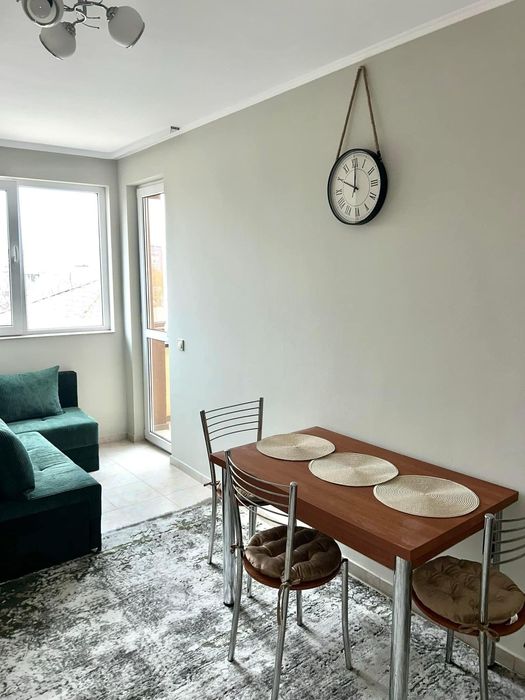 Дава се под наем Тристаен апартамент в Пловдив, Център - 65 кв.м за 388.62 € - Снимка #1