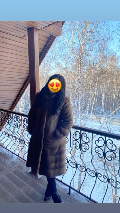 Продам шубу цвета грецкого ореха