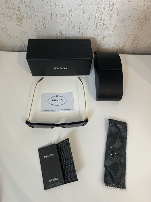 Prada дамски слънчеви очила