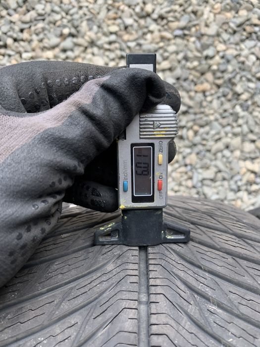 anv m+s 245/45/18 Semperit/Michelin