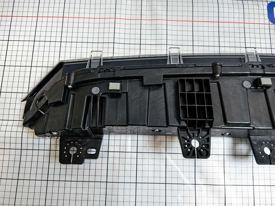 Leapmotor C11 Передняя сквозная фара OEM В наличии