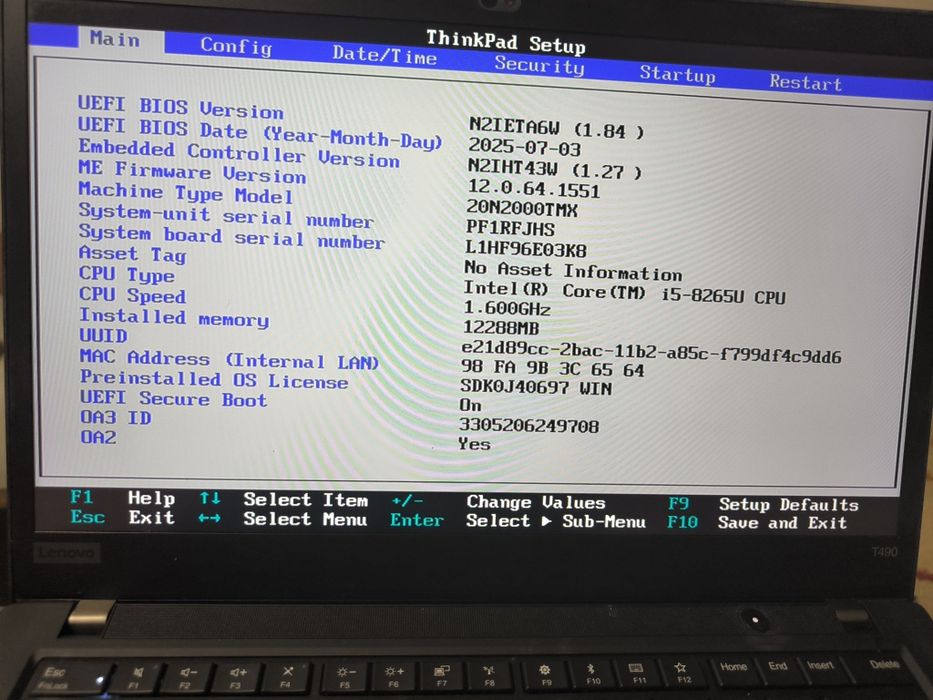 Laptop Lenovo T490 , i5 8265 ,12gb ram