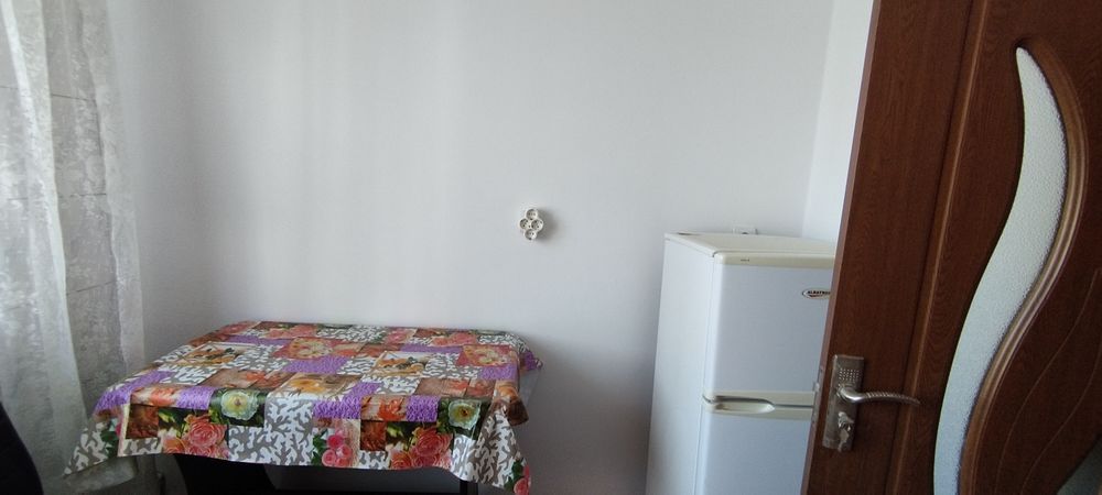 Închiriez apartament 2 camere