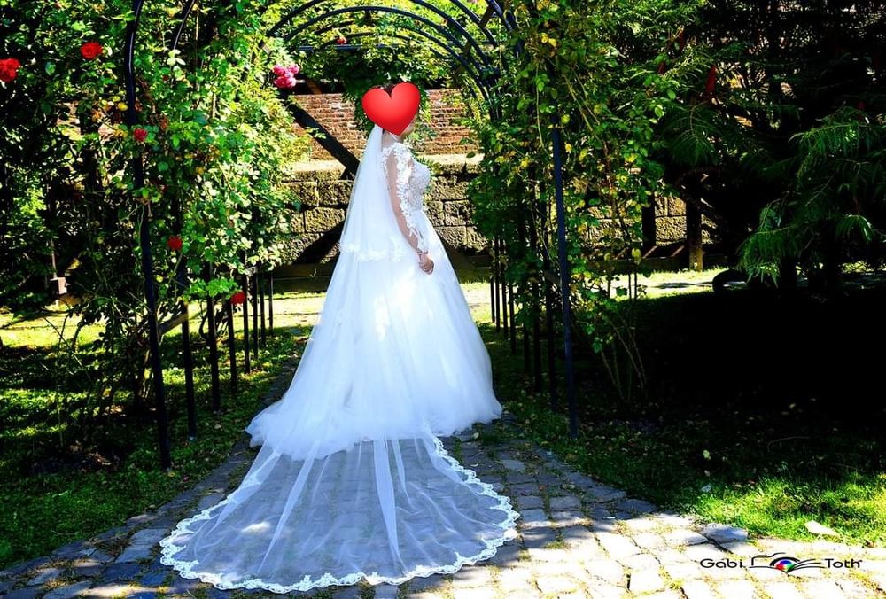 Rochie de mireasă.