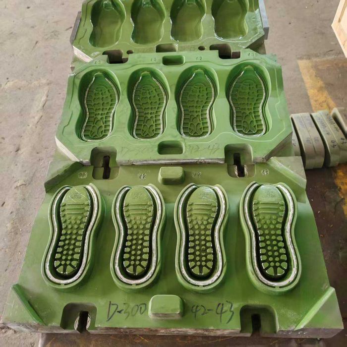 Пресс-формы для производства обуви EVA, PU, резина — под заказ