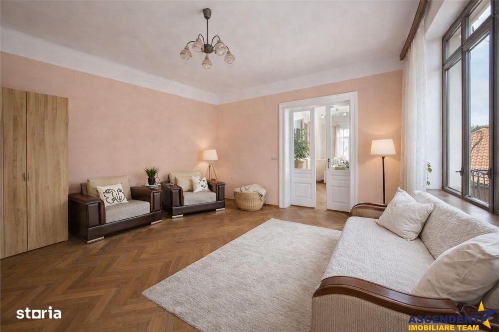 Apartament in vila cu amprenta istorica,180mp,gradina,pod,Centrul Isto