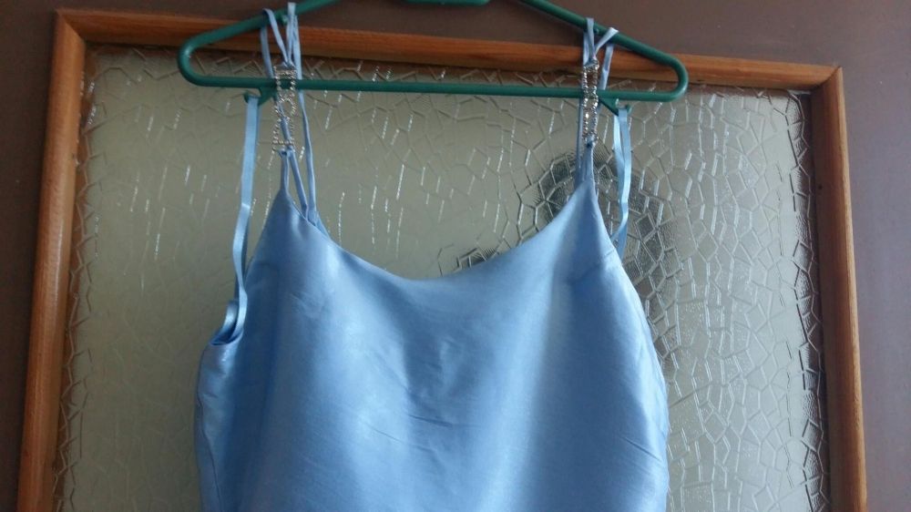 Бална рокля