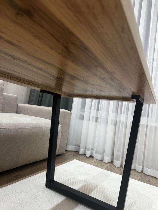 Стол обеденый, ЛДСП.