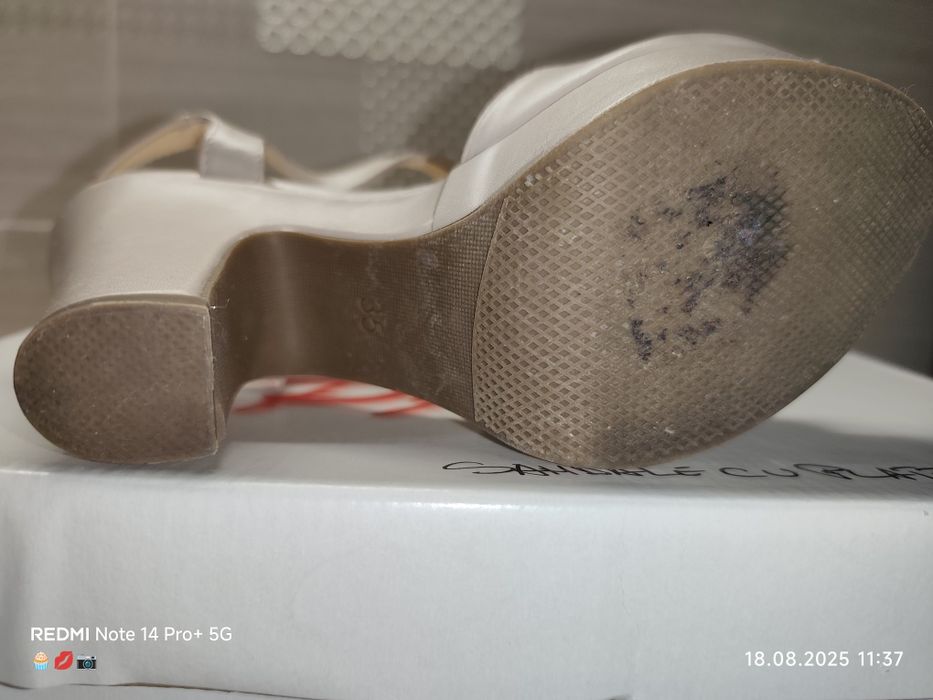 Sandale roz prafuit cu platforma