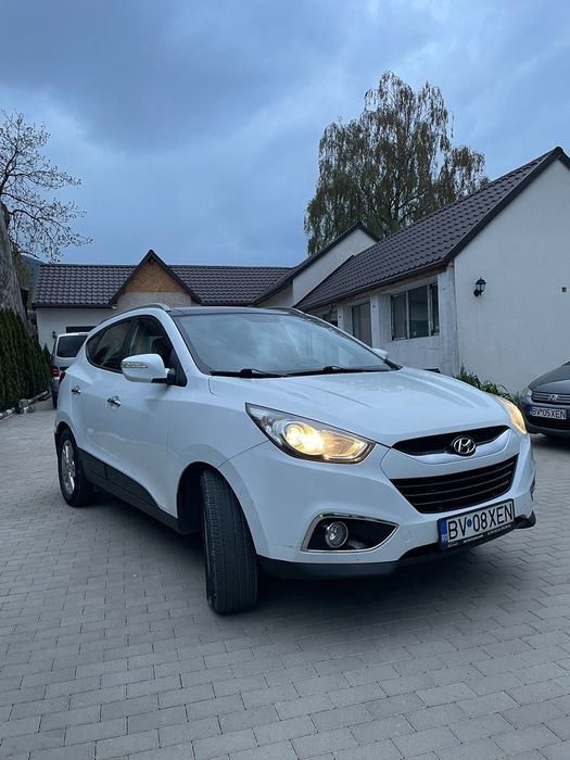 HYUNDAI ix35 2011 — imagine 2