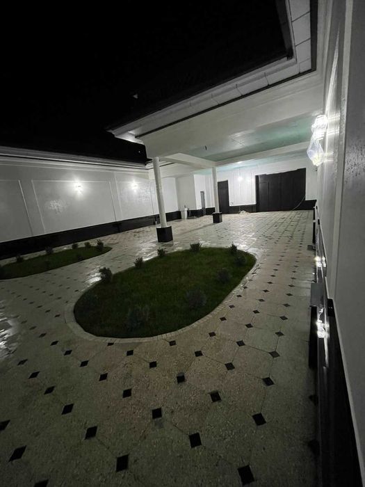 UY SOTILADI 5xona,4sotix 4sanuzel, +TERASSA