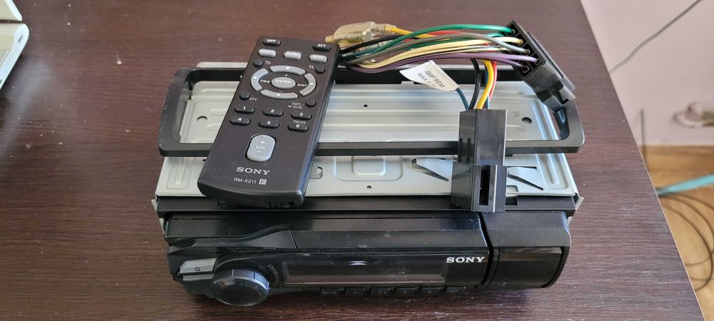 Sony Explode radio player MP3 usb auto