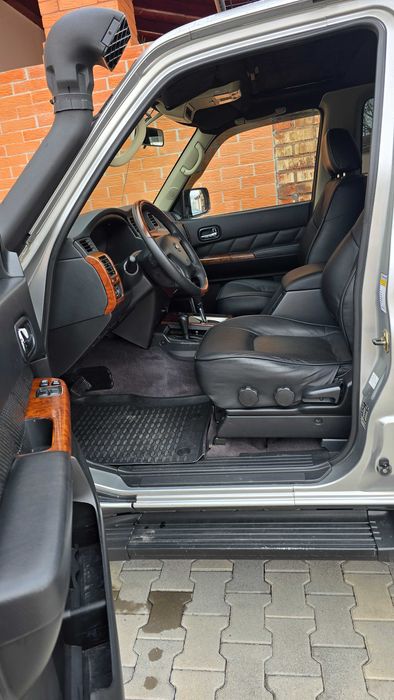 Nissan PATROL Y 61 2004