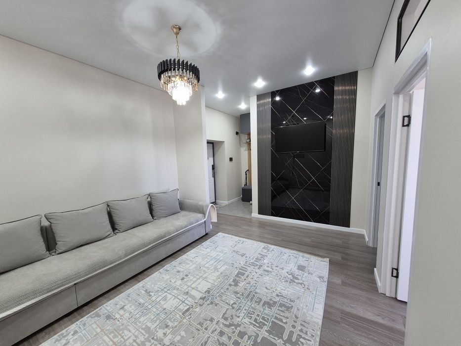 ЖК БӘЙТЕРЕК, 2000 тг