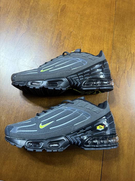 Nike Air Max Plus 42/43/44 noi new