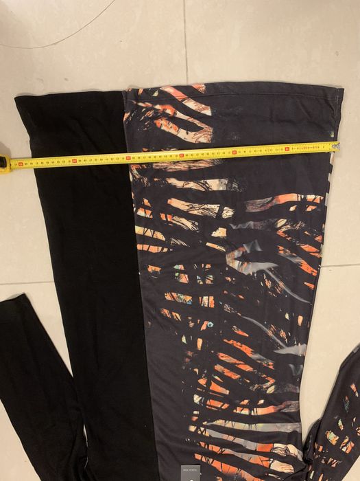 Vand rochie MOHITO neagra S si paiete argintii marime 44-46