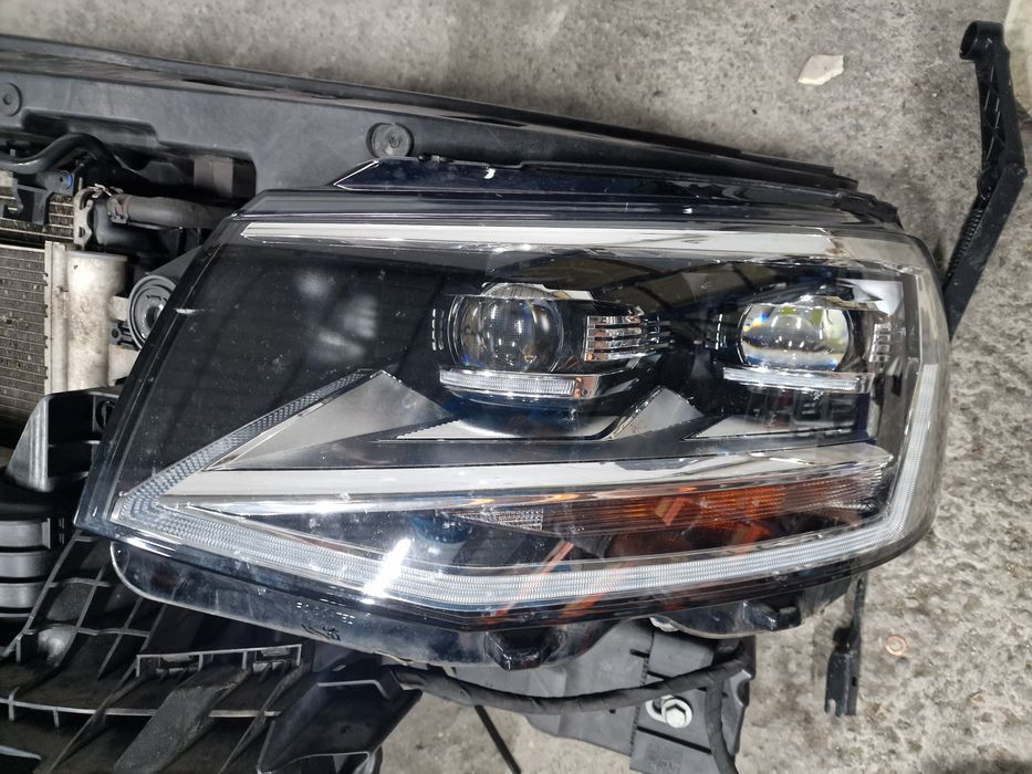 Fata completa vw t6 multivan caravelle transporter   piese dezmembrez
