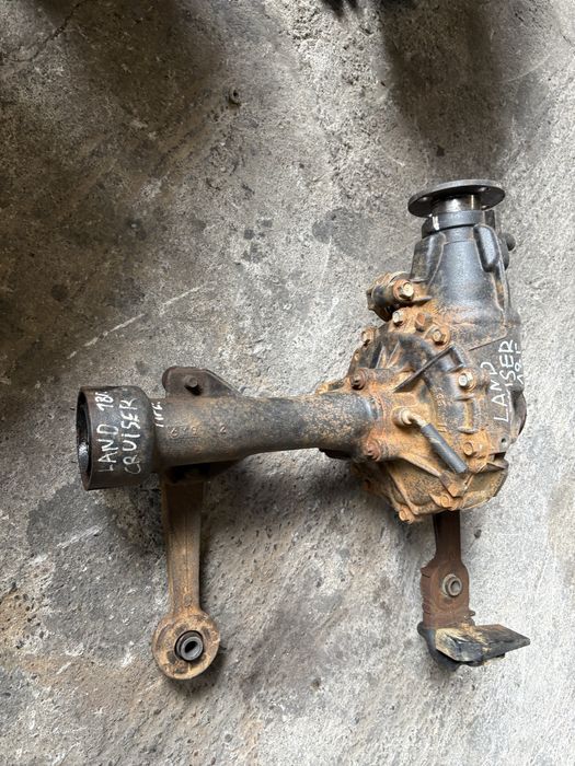 Toyota Land Cruiser 2.8 d 2018 година Преден Диференциал