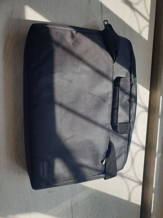 Продам ноутбук HP 2000