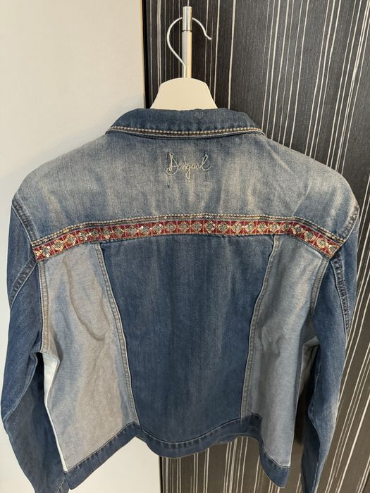Дьнково яке Desigual