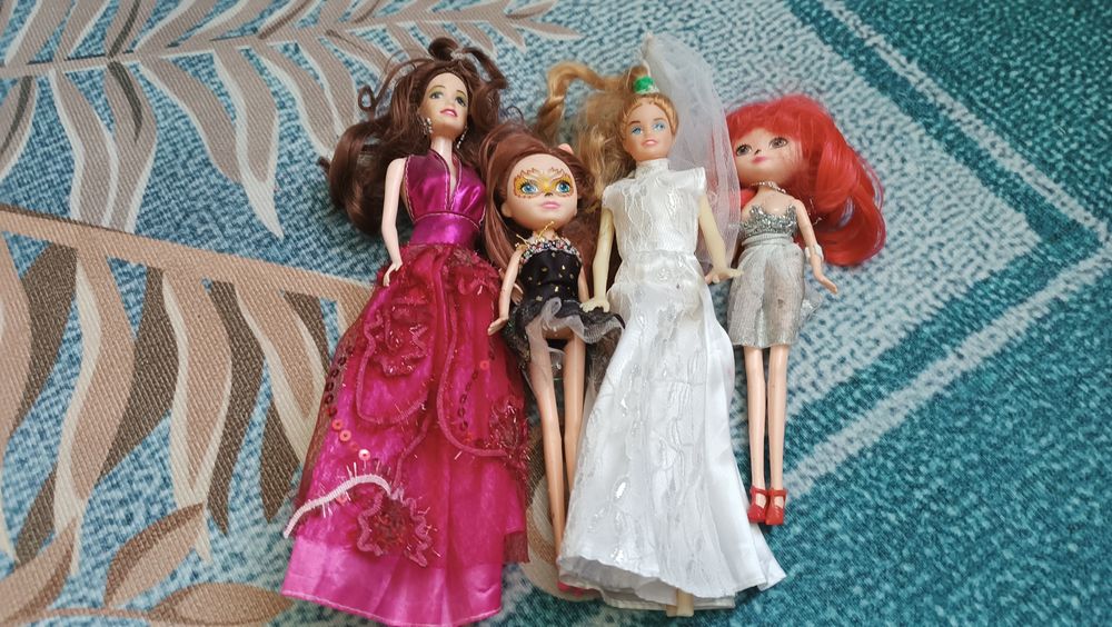 Детские игрушки - куклы