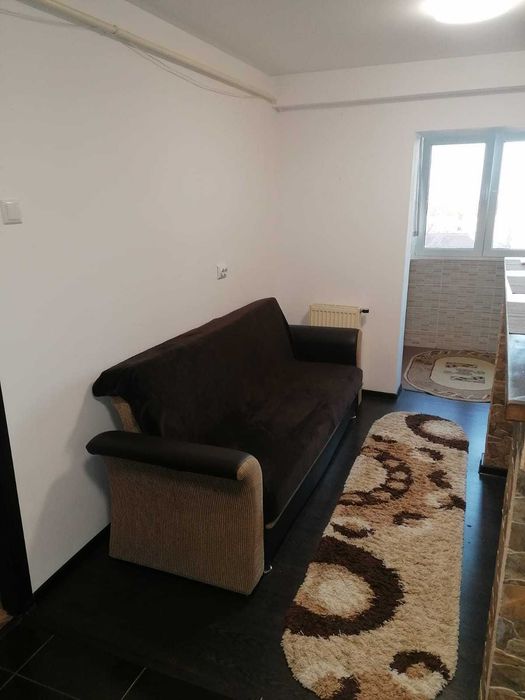 Ofer in chirie apartament 2 camere, decomandat – OBCINI | 60 MP | PARCARE | 350 €