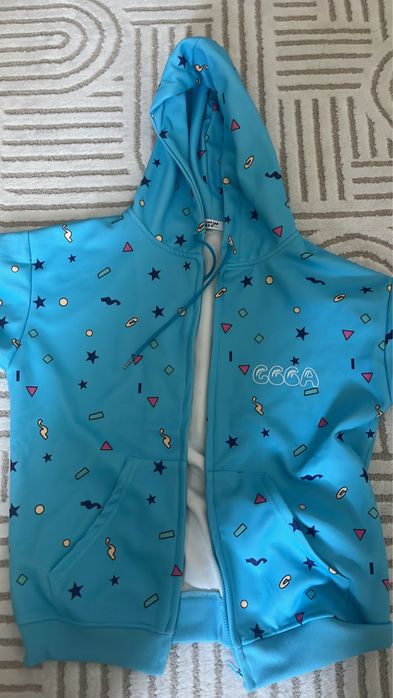 Продам новую кофту