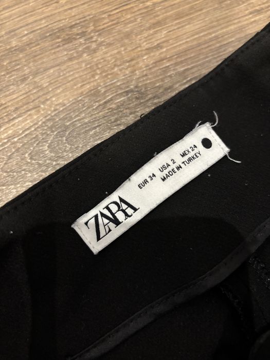Два панталона ZARA черен и бежов