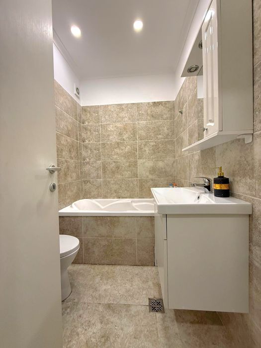 Regim Hotelier zona Militari Residence