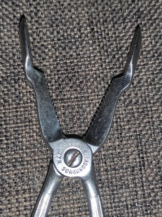 Старинные щипцы для сахара